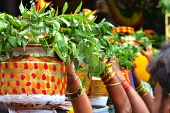 Information about hindu festival bonalu. bonalu news, bonalu festival celebrations, bonalu festival 2013.