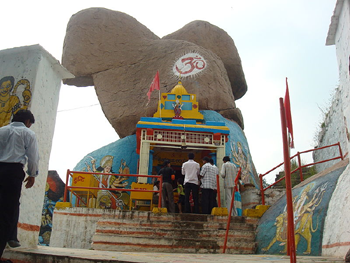 Information about hindu festival bonalu. bonalu news, bonalu festival celebrations, bonalu festival 2013.